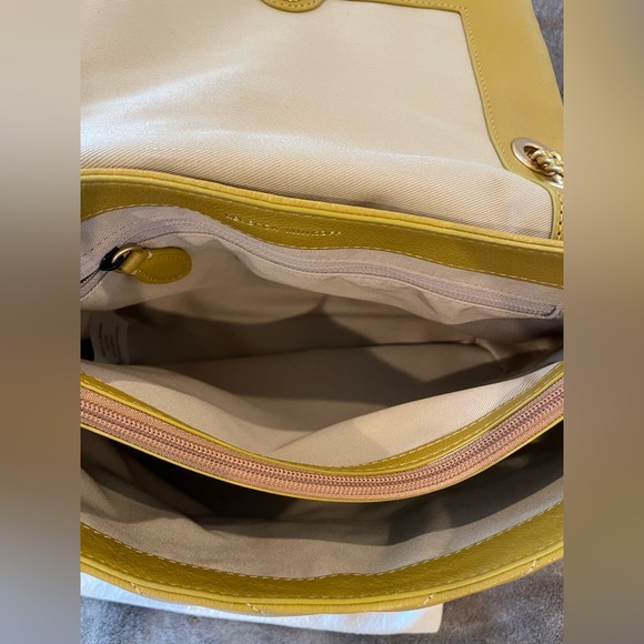 Rebecca Minkoff Edie Flap Shoulder Bag in Ambra - Picture 6 of 12